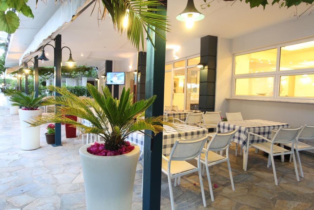 Hotel Alexandros Neoi Poroi Exterior foto