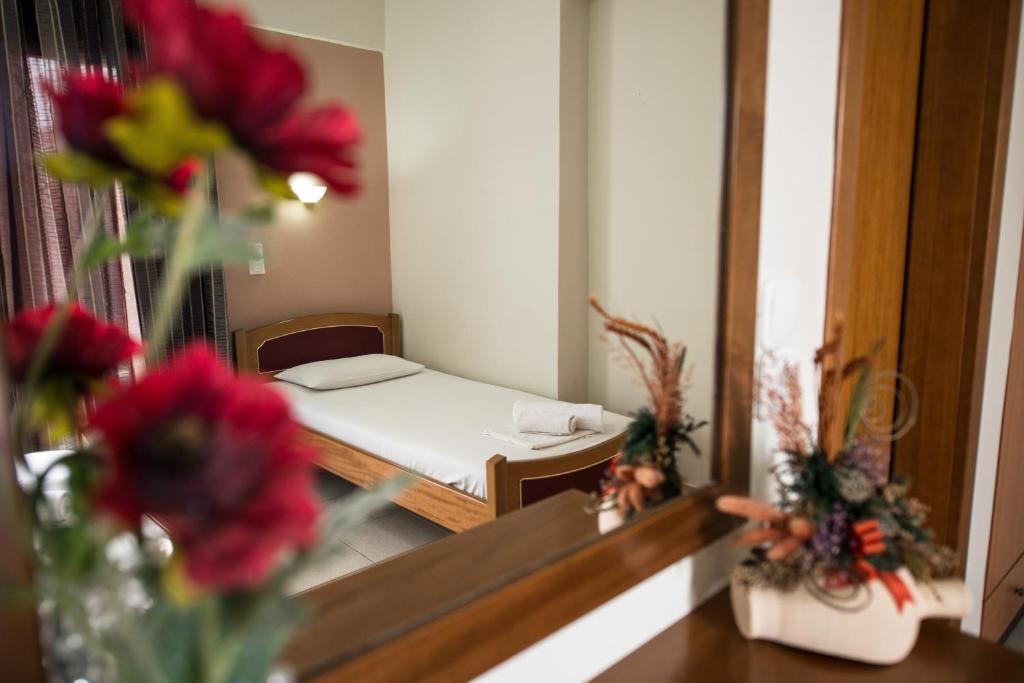 Hotel Alexandros Neoi Poroi Habitación foto