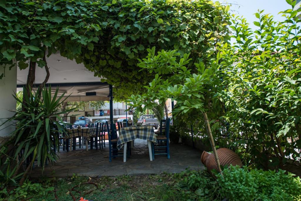 Hotel Alexandros Neoi Poroi Exterior foto