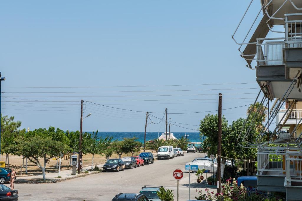 Hotel Alexandros Neoi Poroi Habitación foto